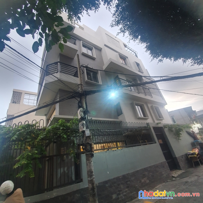 Cần bán nhà hẻm xe tải âu dương lân , phương 3 quận 8 kết cấu 2 lầu st