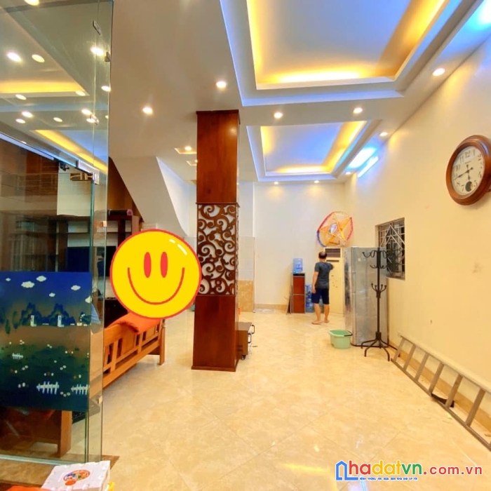 Bán nhà phùng chí kiên  -  nhà đẹp - ô tô - thang máy 7 tầng - giá 11 tỷ