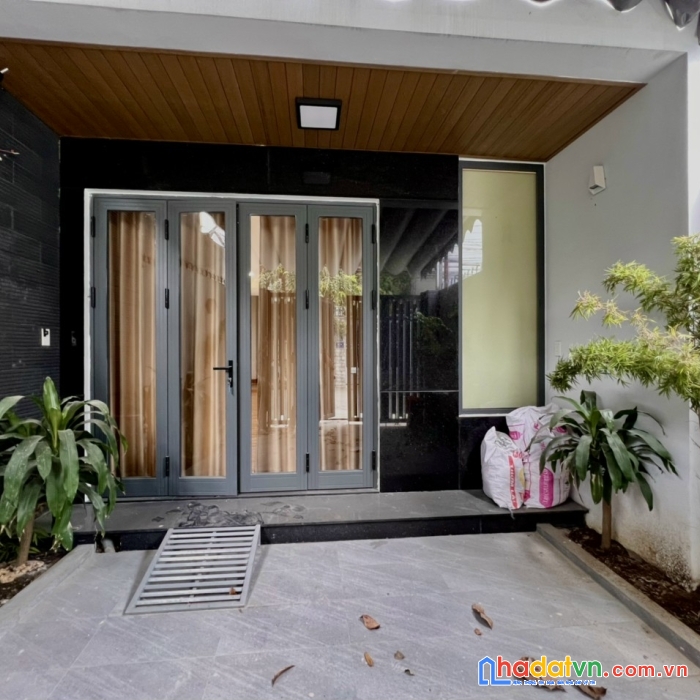 Kèo thơm!!! đi nước ngoài, bán gấp nhà lầu đẹp kdc tân phong chỉ 4ty250