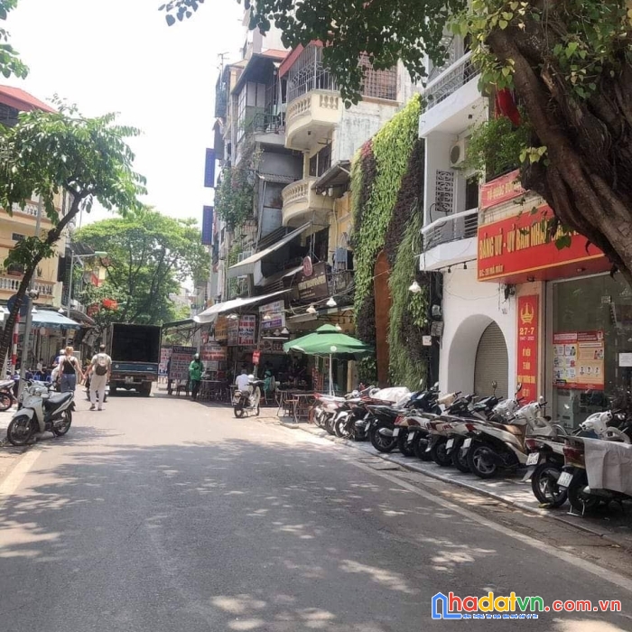 Bán gấp nhà mặt phố mã mây ngay ngã tư đào duy từ lương ngọc quyến