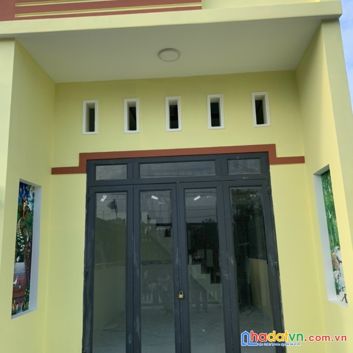 Bán nhà lầu mới xây, mái thái siêu đẹp, sân oto đường oto thông chỉ 1ty6