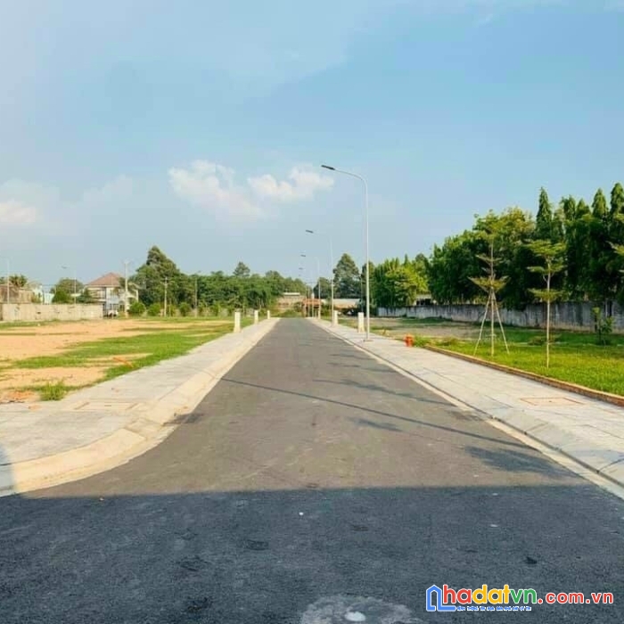 Chính chủ ngộp bank gửi bán gấp lô đất xã tân phú trung.