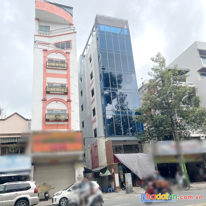 Cho thuê toà nhà căn góc hầm/8 tầng mặt tiền an dương vương p4q5 giá 188tr