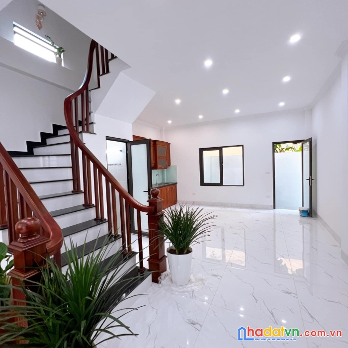 Nhà mới full nội thất phố cổ linh - long biên - 60 m2 x 5t - giá 6 tỷ - lh: 0866951279