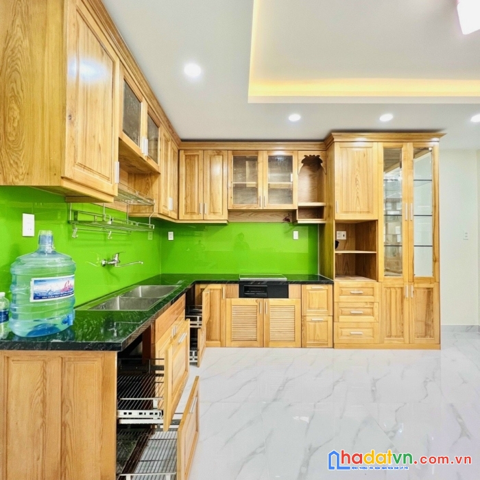 (phú nhuận) hxh trần hữu trang, 4.3 x 15m, 3 lầu, chỉ 8.5 tỷ