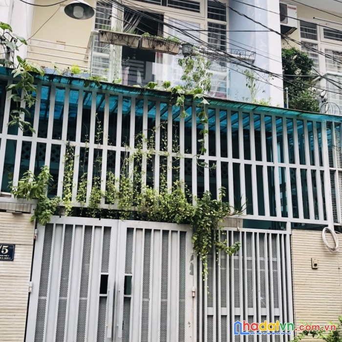 Nhà hxh đậu cửa, đường 22 quận 9, dt hơn 50m2, btct kiên cố, chỉ 5.4 tỷ tl