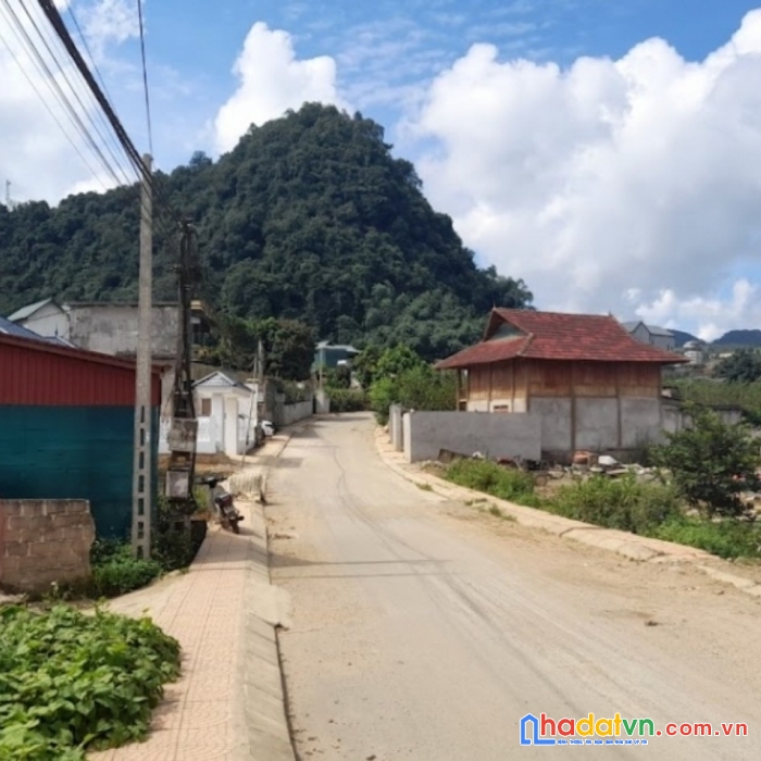 Mảnh đất view lưng tựa núi mặt hướng thủy tại chiềng đi - mộc châu