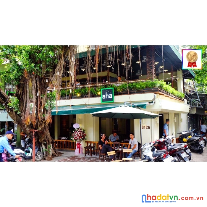 Bán nhà mặt phố ngọc lâm - vỉa hè - kinh doanh đắc địa - vị trí đẹp nhất phố.