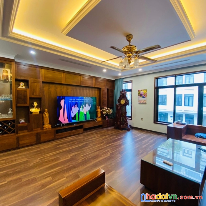 Bán nhà phố võ văn dũng đống đa, plo 220m2, 10m tiền, ô tô đỗ cửa, giá chỉ 31 tỷ.