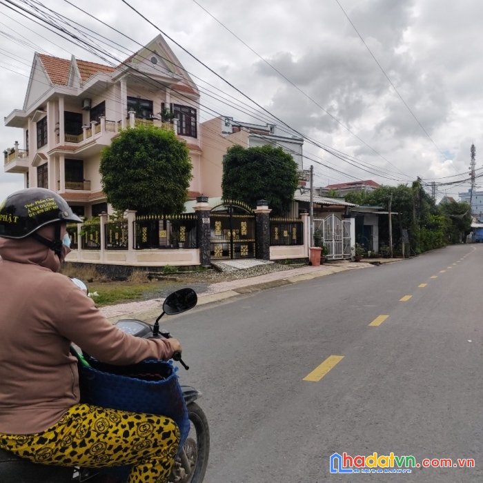 Đất chính chủ cực đẹp - ngay khu dân cư long hoà – cần đước