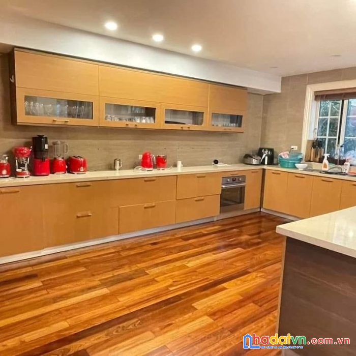 Bán biệt thự mặt tiền 13m a38 tư đình long biên 330m2 hơn 25tỷ
