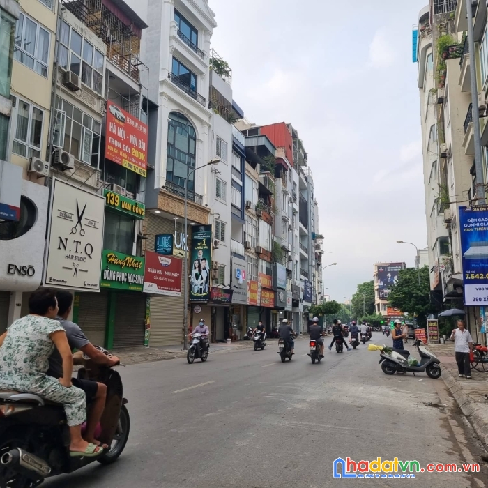 Mặt phố xã đàn, nam đồng - 73m - giá 25 tỷ. vị trí đẹp - vỉa hè rộng - kinh doanh.