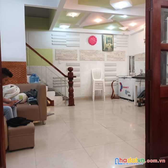 Lạc long quân phường 5 quận 1140m2  4.75 tỷ