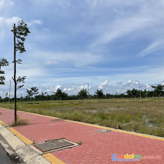 Bán lô đất nền ođt long an 100m²  giá  từ 1tỷ6