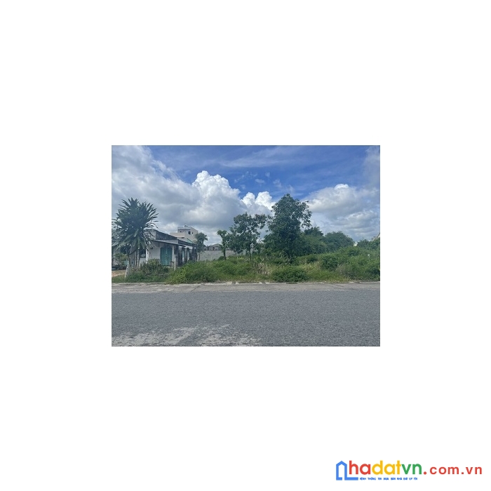 Hót hót hót chính chủ cần bán 2 lô đất vị trí đẹp có khả năng sinh lời cao