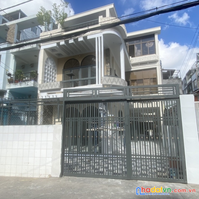 Cho thuê nguyên căn biệt thự hẻm 5m, nơ trang long, p7. 50tr