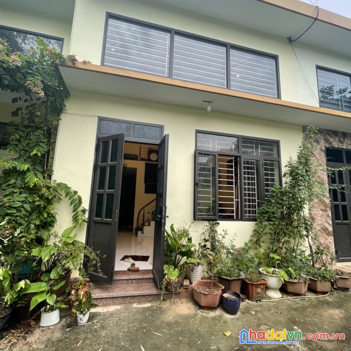 Hu cầu sử dụng chính chủ cần bán gấp căn nhà tại đường phùng hưng- trần  phú – hà giang.