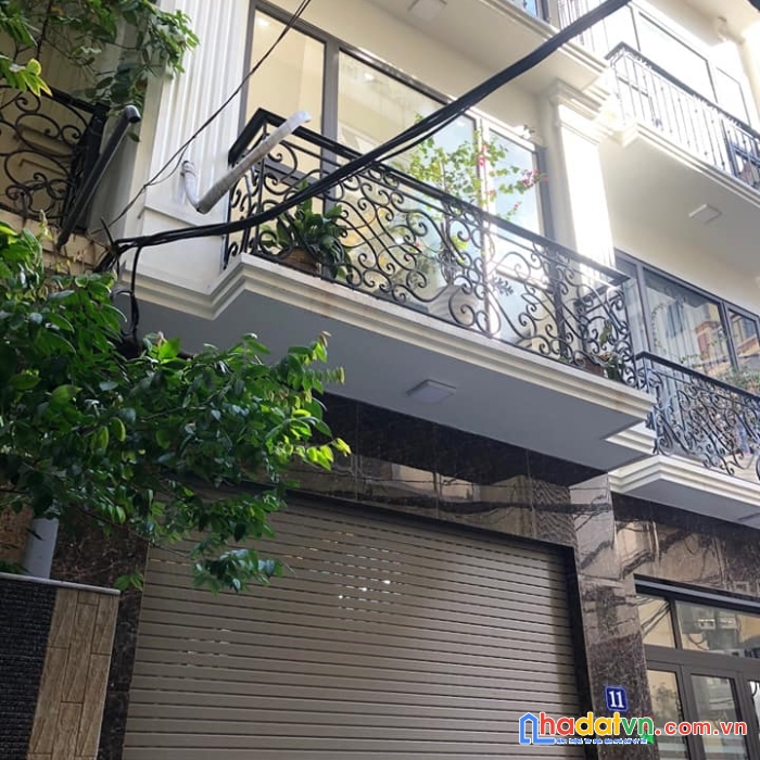 Khuất duy tiến 65 m, 5 tầng ,giá 14.8 tỷ