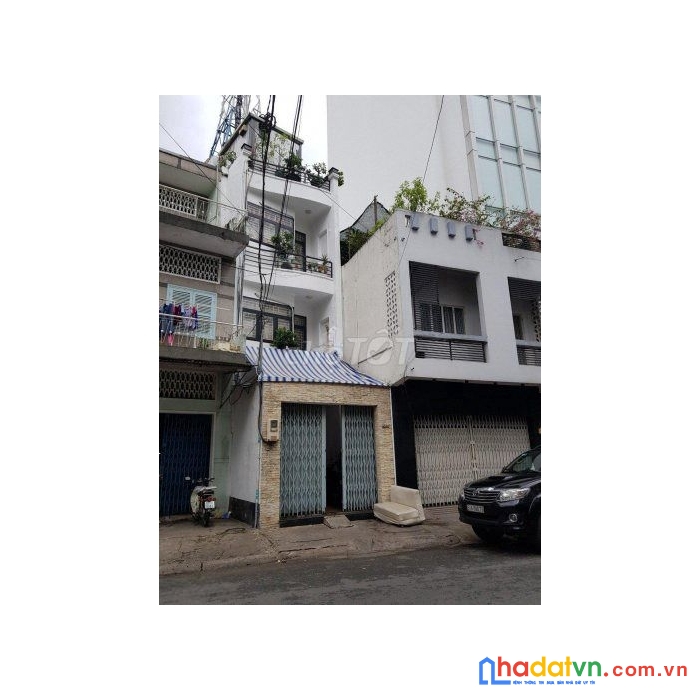 Mặt tiền trần nhân tôn. dt:3.5m*9m. 4 tầng. 8.5 tỷ