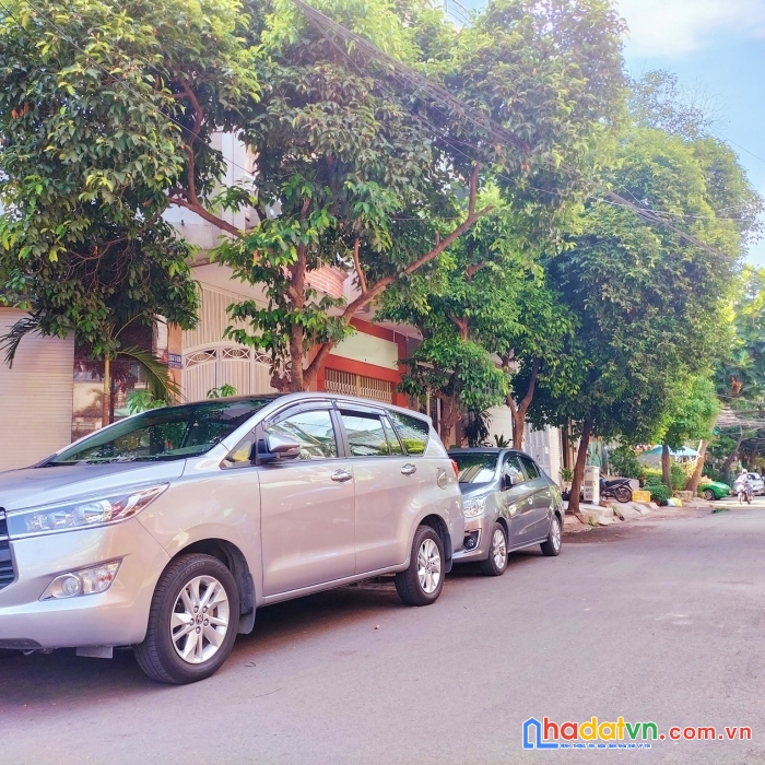 Hẻm thông 10m, 31m2, 4 tầng, giáp quận 1, điện biên phủ, giá chỉ 4.5 tỷ