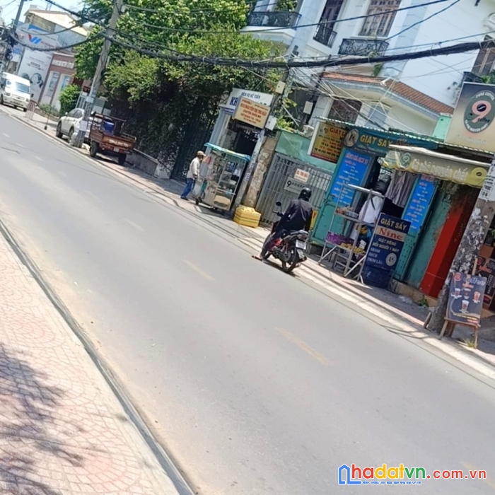 Mặt tiền 4t sàn 233m2-4,2x15m 20 tỷ đinh bộ lĩnh p26 bt