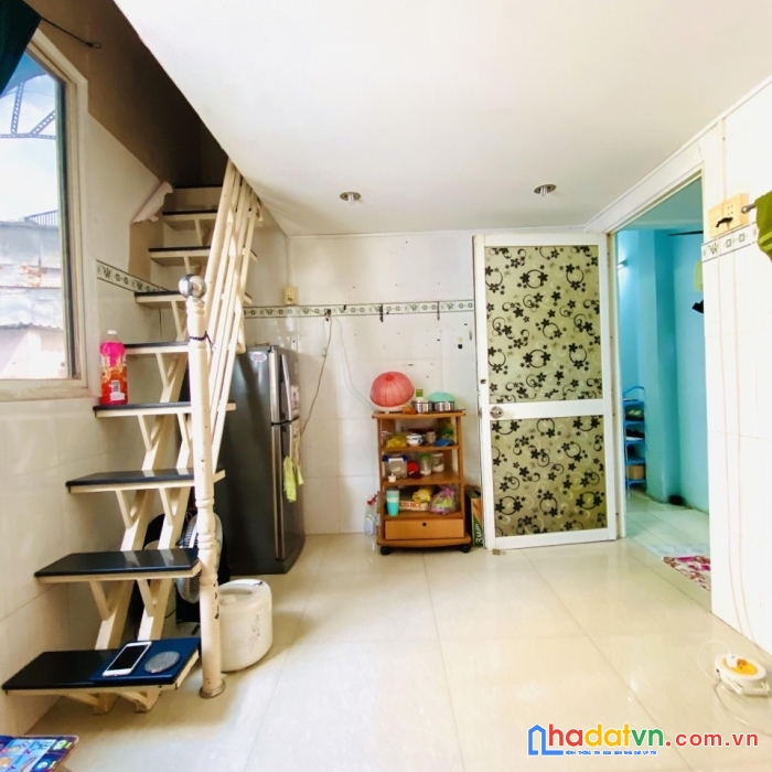 Bán nhà trung tâm quận 10 - nhà đẹp - 4 tầng - gần đường - 50m2 - chủ tặng toàn bộ nội thất cao