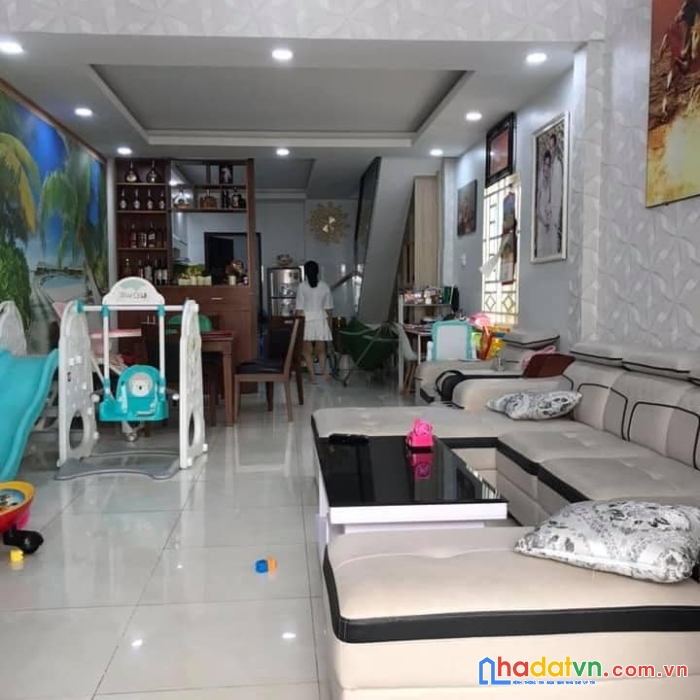 Hạ gấp 1 tỷ bán gấp nhà tân sơn nhì tân phú, 60m2, nhà đẹp, nở hậu chỉ 4.8 tỷ