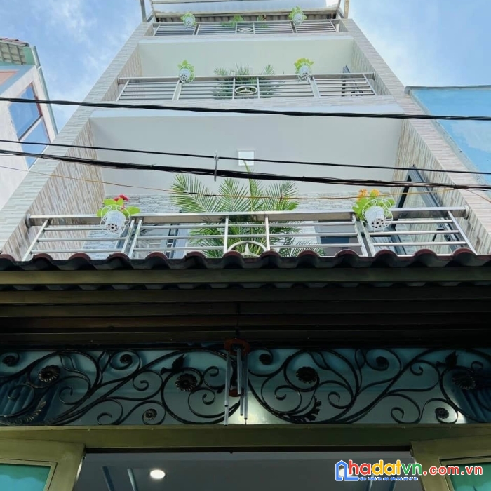 Nhà đẹp ở ngay 4 tầng quang trung, 37m2, nhỉnh 4 tỷ