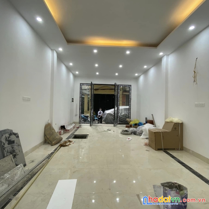 Nguyễn chính, tân mai thang máy gara 6 tầng thông sàn 7.6 tỷ