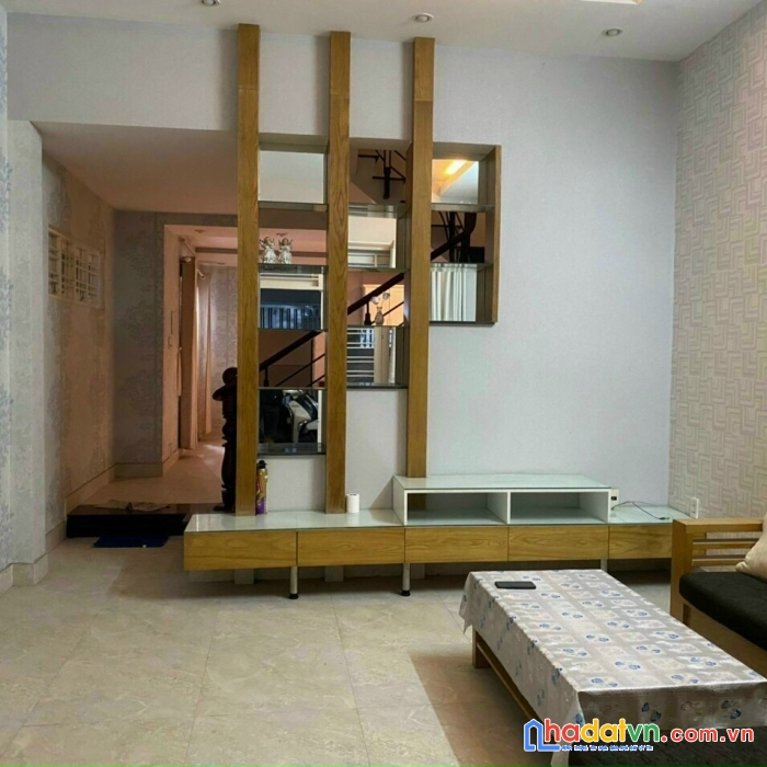 Nhà đẹp trương quốc dung, 4.2 x 12m, 2 lầu, chỉ 6.5 tỷ, phú nhuận