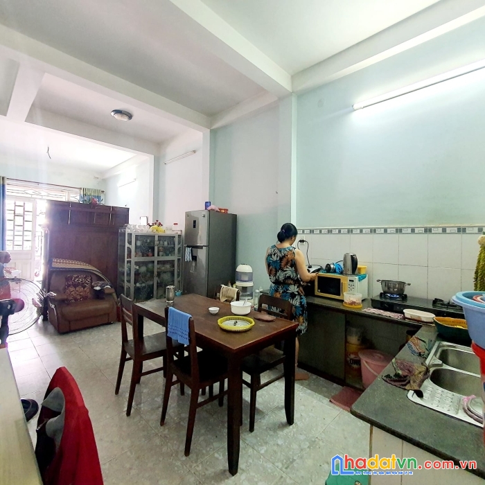 Nhà chính chủ lâu năm gần chợ thạch đà - hẻm 8m nhựa - xe hơi đậu đâu cũng được - 125m2 chỉ 9.7 tỷ