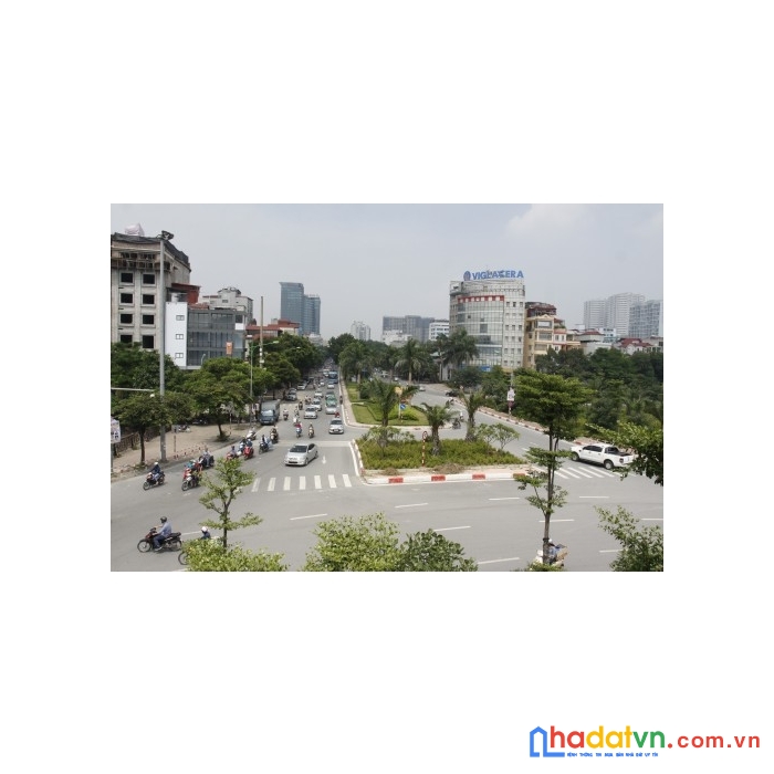 Bán đất vàng hoàng quốc việt, diện tích 9000m, mặt tiền 100m, ô tô tránh, giá 300 tỷ