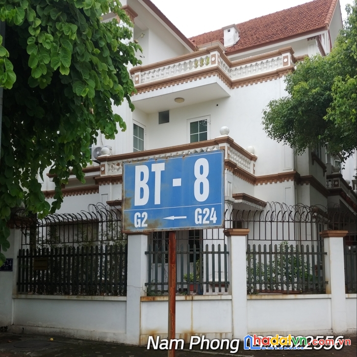 Gia đình bán biệt thự lô bt08  khách mua chỉ dọn về ở luôn