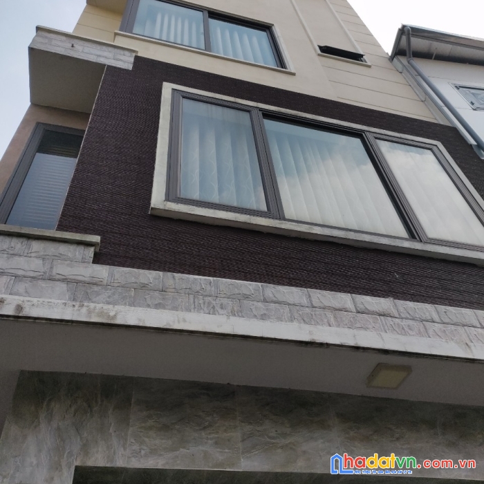 + hiếm. duy nhất bán nhà đối diện aeon long biên dt 36m2, 5 tầng lô góc ngõ ô tô thông. giá nhỉnh