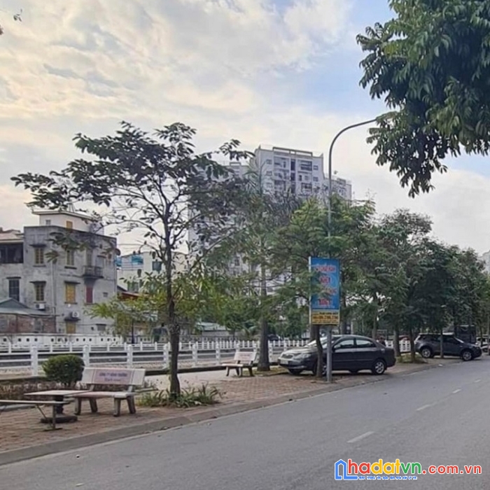 Đầu tư giữ tiền đỉnh cao ô tô kinh doanh phố giang biên quận long biên 52m