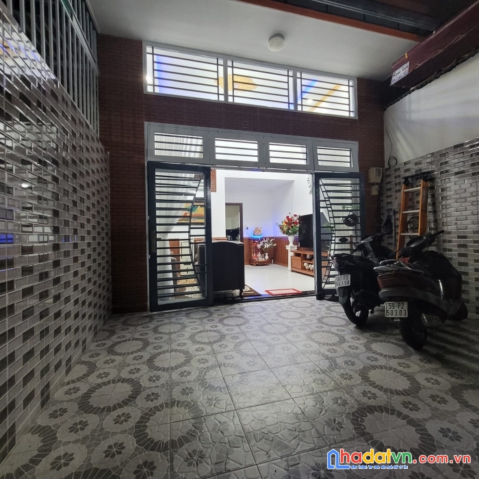 Khu vip bàu cát - 5 tầng cực đẹp - tặng nội thất cao cấp- 75m2 - ngang 5m - vuông vức chỉ nhỉnh 6