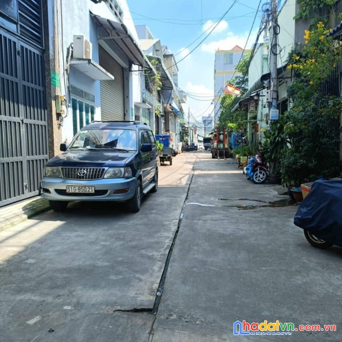 Nhà hương lộ 2, hxh tránh, 90m2, 3 tầng, ngang 5m, chỉ nhỉnh 5 tỷ