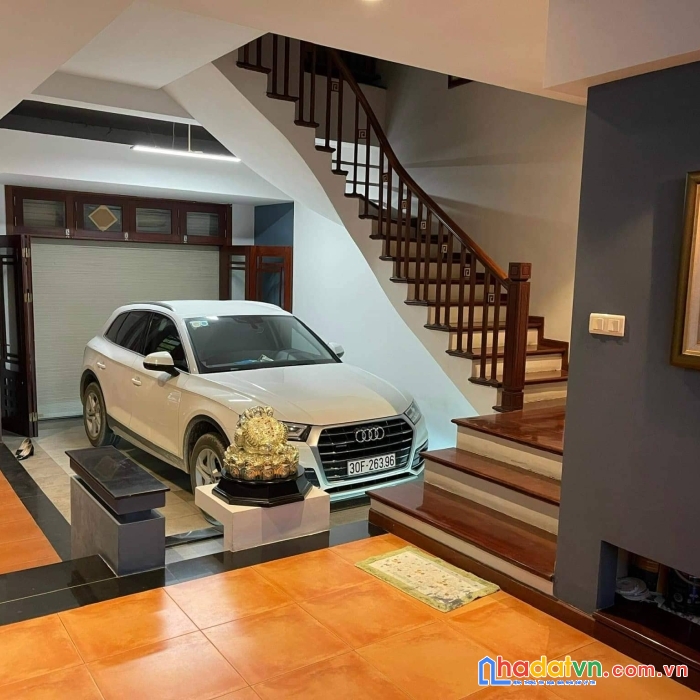 Bán nhà cực vip ngõ phân lô tại giảng võ, 70m2, mt:6m, chưa đến 30 tỷ