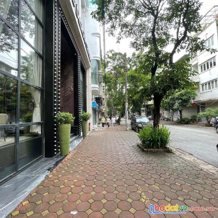 Bán nhà văn phú hà đông 50m2, 5 tầng mt 5m, vỉa hè rộng kd tốt- nội thất xịn -  giá 7.5 tỷ