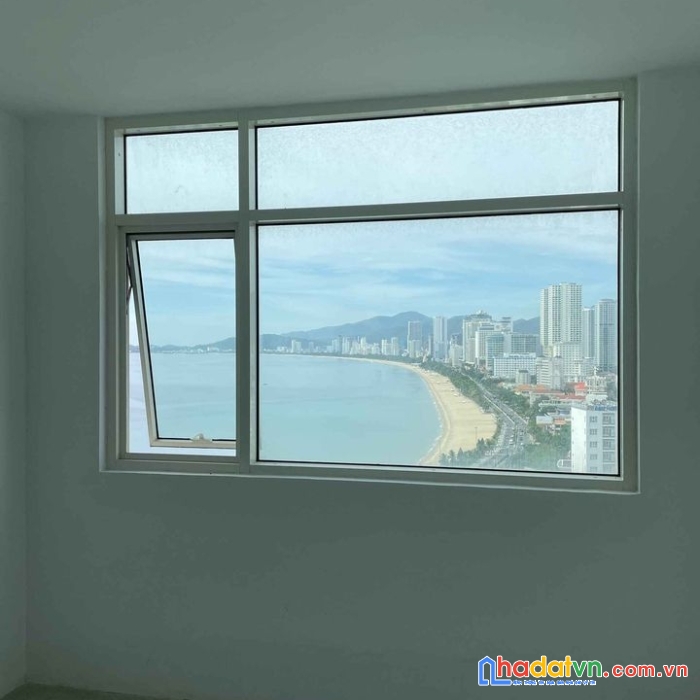 Bán cắt lỗ căn hộ 2 phòng ngủ view phố biển tại mường thanh 04 trần phú, giá rẻ nhất thị trường.