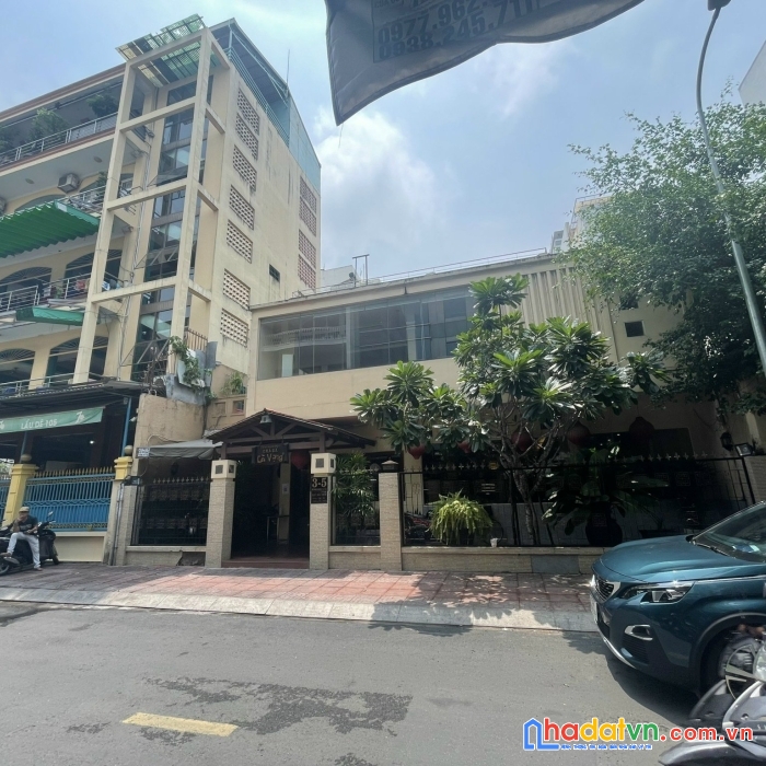 Cần bán nhà hxh đường nguyễn trọng tuyển,p.10, q. phú nhuận, dt:7.5x25m, cn:151.7 m2, giá: 46 tỷ.