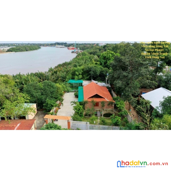 Cần bán đất tặng nhà kèm nội thất khu vực sầm uất – view sông – cách tp. hcm chưa tới 10km