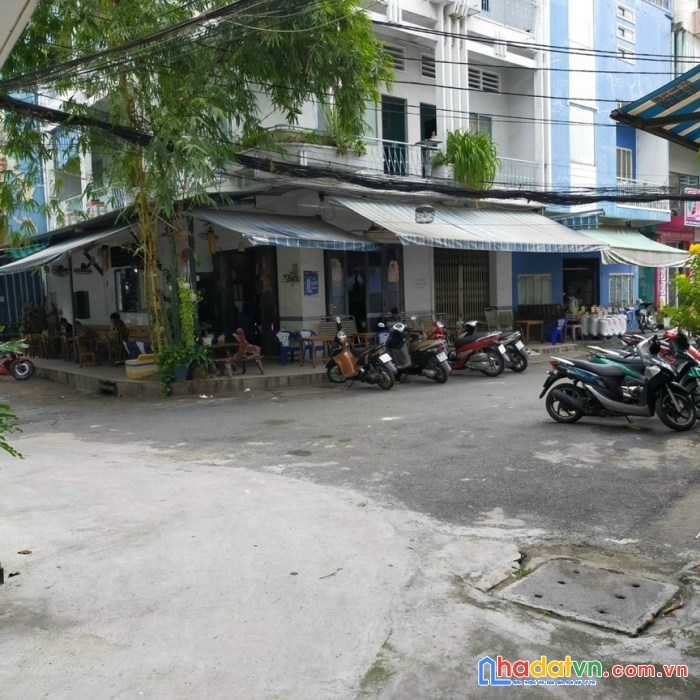 Cần tiền bán gấp nhà hxh 4 tầng ba tháng hai quận 11 giá 8 tỷ
