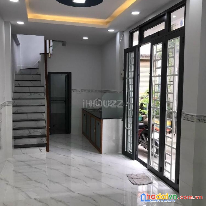 Bán nhà 3 tầng trần quý quận 11 -  sát mặt tiền 20m. giá chỉ 4 tỷ 7