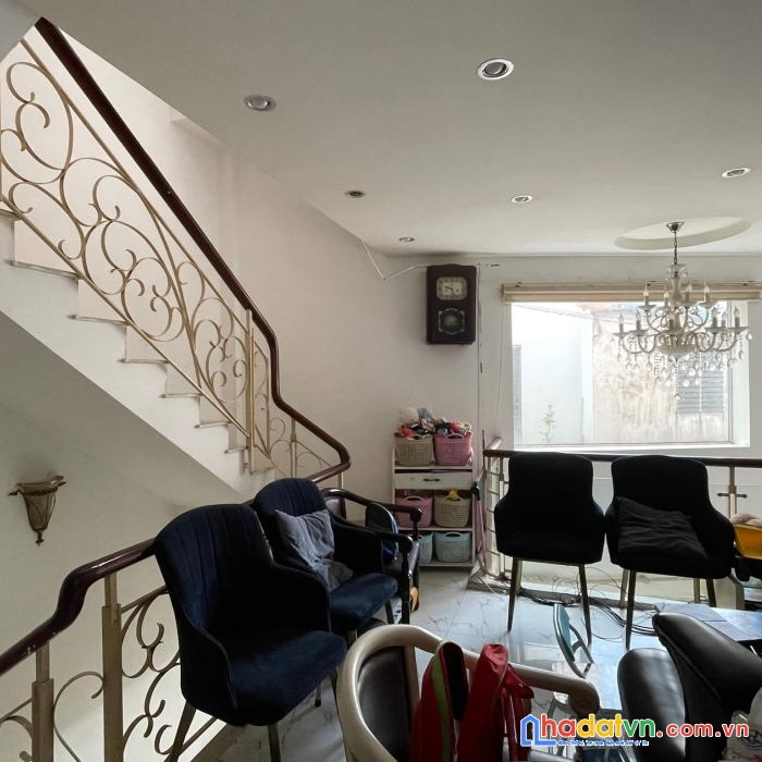 Nhà nguyễn đình chiểu, quận 3, gần mặt tiền, diện tích lớn, giá cực tốt