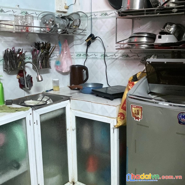 Bán nhà  kênh tân hoá, quận tân phú, 2 tầng, nhỉnh 2 tỷ