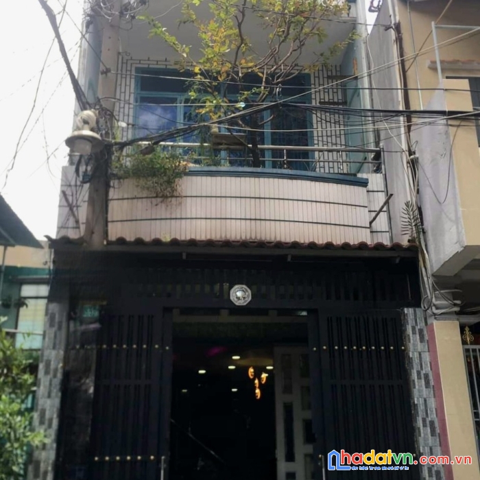 Nhà rất chắc chắn nở hậu tài lộc hxh view thoáng mát