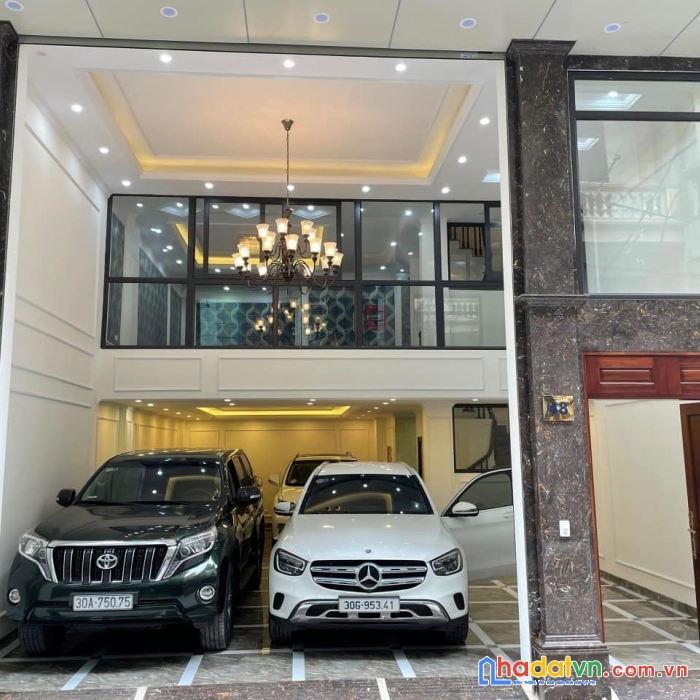 Nhất phố 11 tỷ phố đàm quang trung 65m thang máy, kd đỉnh, ô tô đỗ ngày đêm