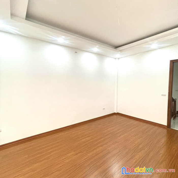 Bán gấp nhà 5 tầng oto đỗ cửa (dưới 5 tỷ) tại hoàng mai, tp hà nội