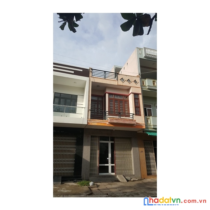 Hót hót hót chính chủ cần bán nhà 2 mặt tiền mặc thị bưởi